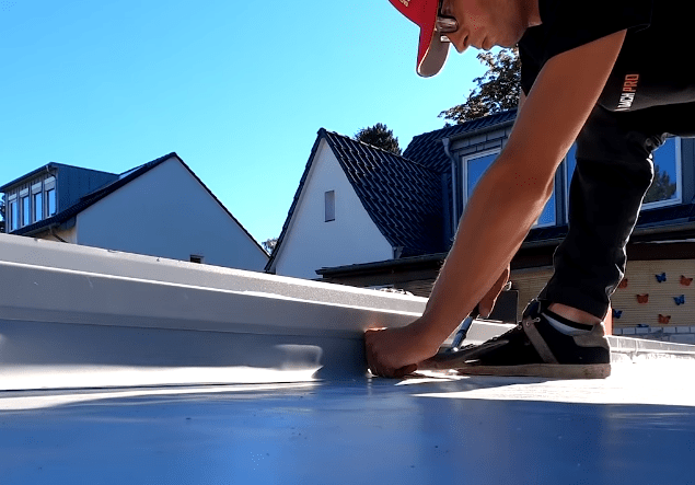 Garagedach undicht? Tipps vom Profi-Dachdeckermeister - Dach PRO Dachdeckerwerkzeug Bedarf