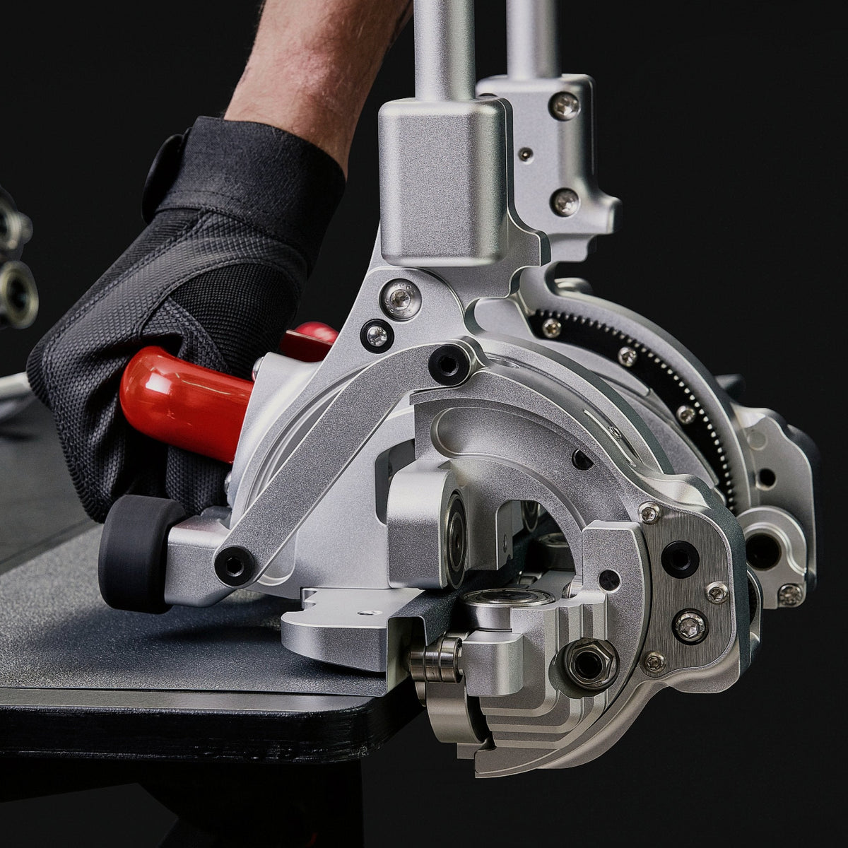 Buschmann Tools - Falz Bender - l'outil innovant pour couvreurs et zingueurs