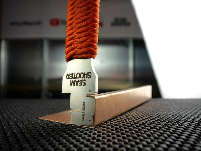 Seam Shooter mit Paracord Griff | Für Scharen