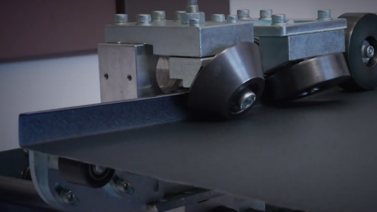 Stehfalz - Profiliermaschine DP - PRO25