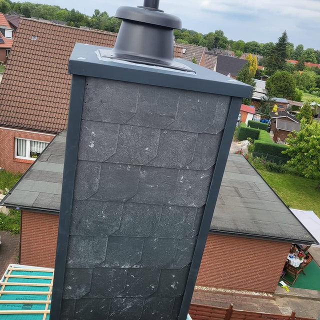 Eckschiene mit Schnittkantenüberdeckung Prefa P10 – Metall Eckprofil, Kantprofil Aluminium 2,5 Meter  Dach PRO   