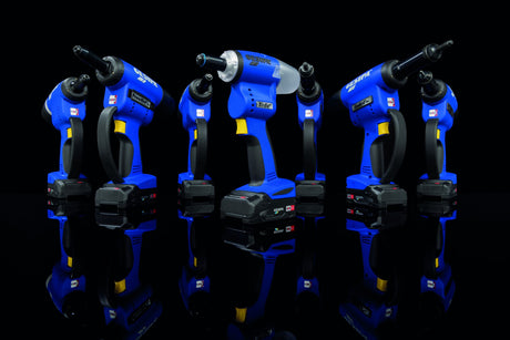 BIRDIE® inkl. 1x Akku 2,0 Ah, 18V, 4,0 Ah 18V und Ladegerät in L - Boxx