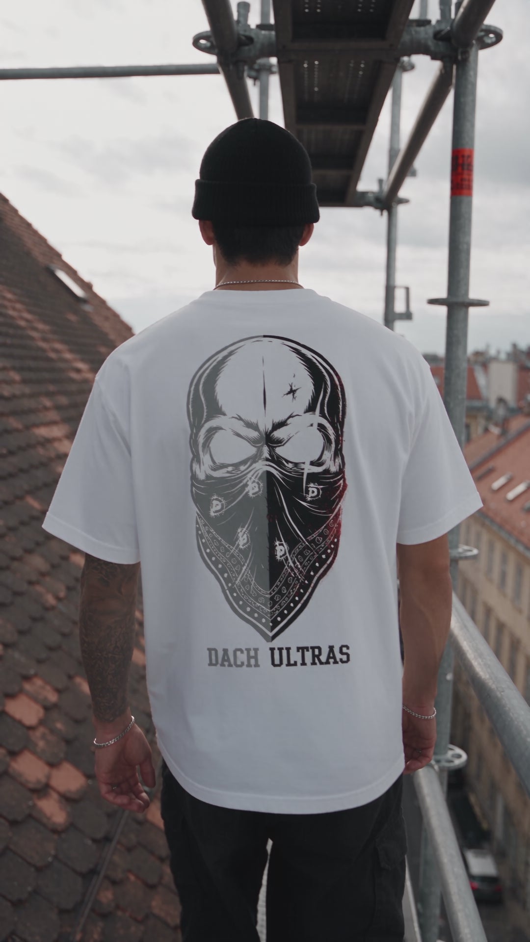 Video laden: DACH ULTRAS- '2 FACE' - Shirt White