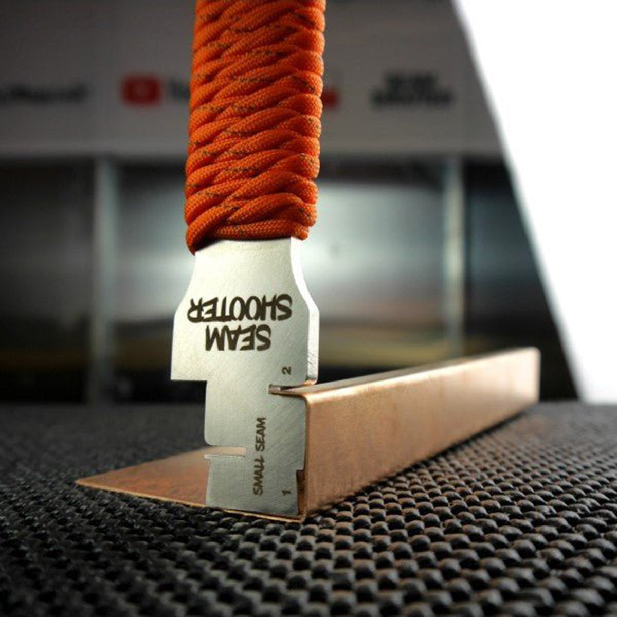 Seam Shooter med Paracord -håndtag | Til hopetid