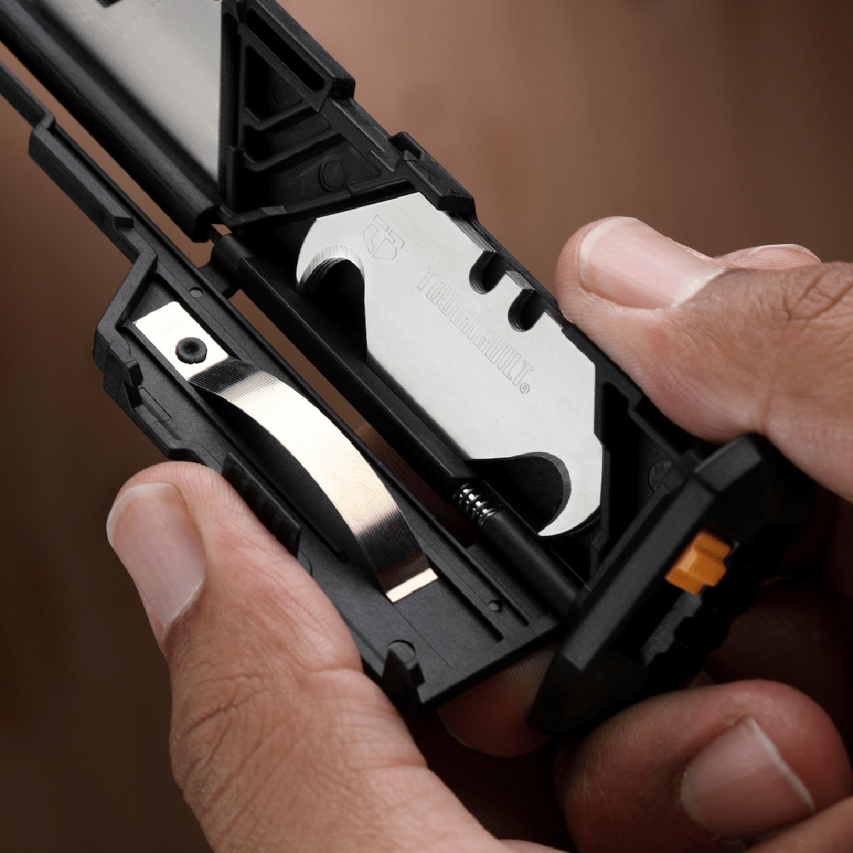 COULEUR DURIGHT - COUTEAU CUTTER AVEC MAGAZINE DE BLADE | Recharger le couteau utilitaire