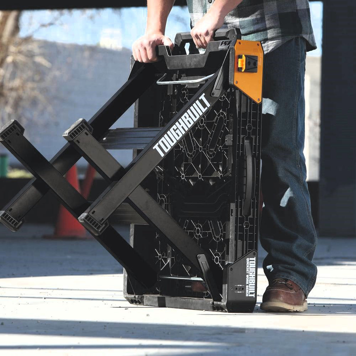 Toughbuilt - mobile workbench Quickset