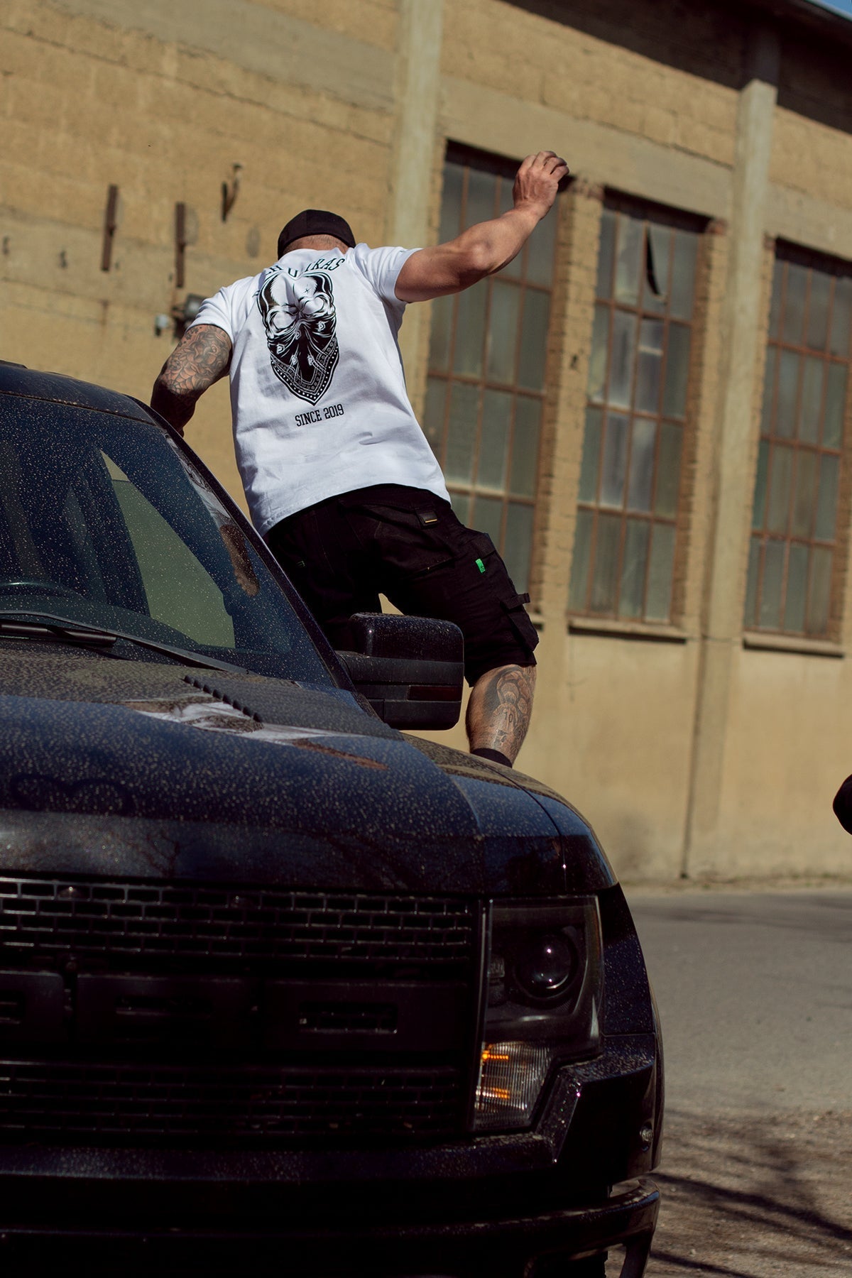 'DACH ULTRAS' - T-Shirt Schwarz/Weiss