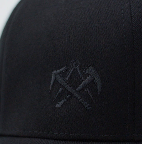 Zunft 'Black´n´Black' Cap -Dachdecker